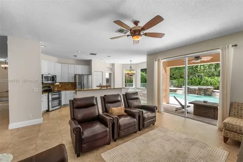 7199 Via Leonardo Lake Worth FL 33467