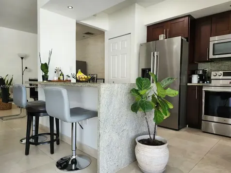 9195 Fontainebleau Boulevard Miami FL 33172
