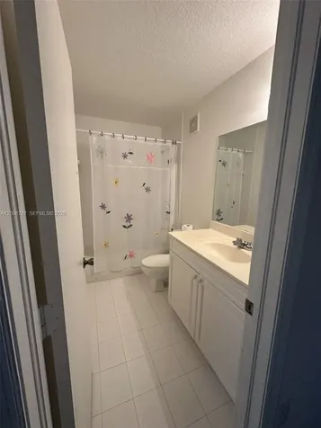 7125 NW 173rd Drive Hialeah FL 33015
