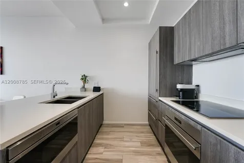 801 S Miami Avenue Miami FL 33130