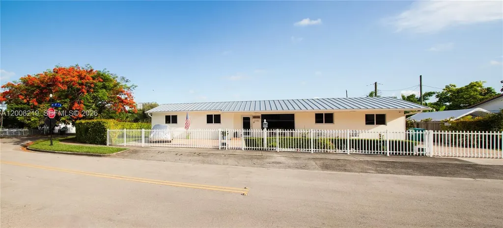 11206 SW 1st Street Sweetwater FL 33174