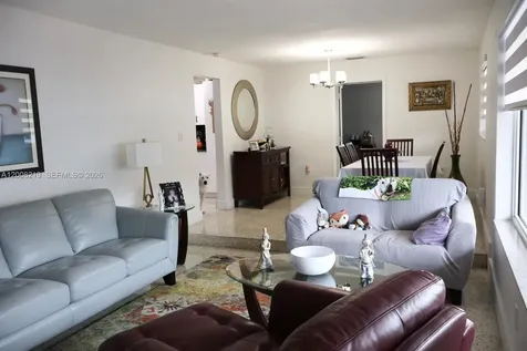 11206 SW 1st Street Sweetwater FL 33174