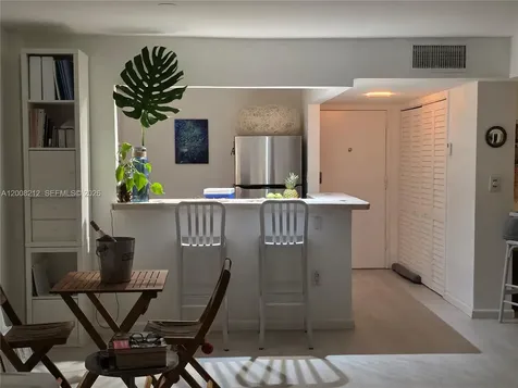 7928 West Drive North Bay Village FL 33141