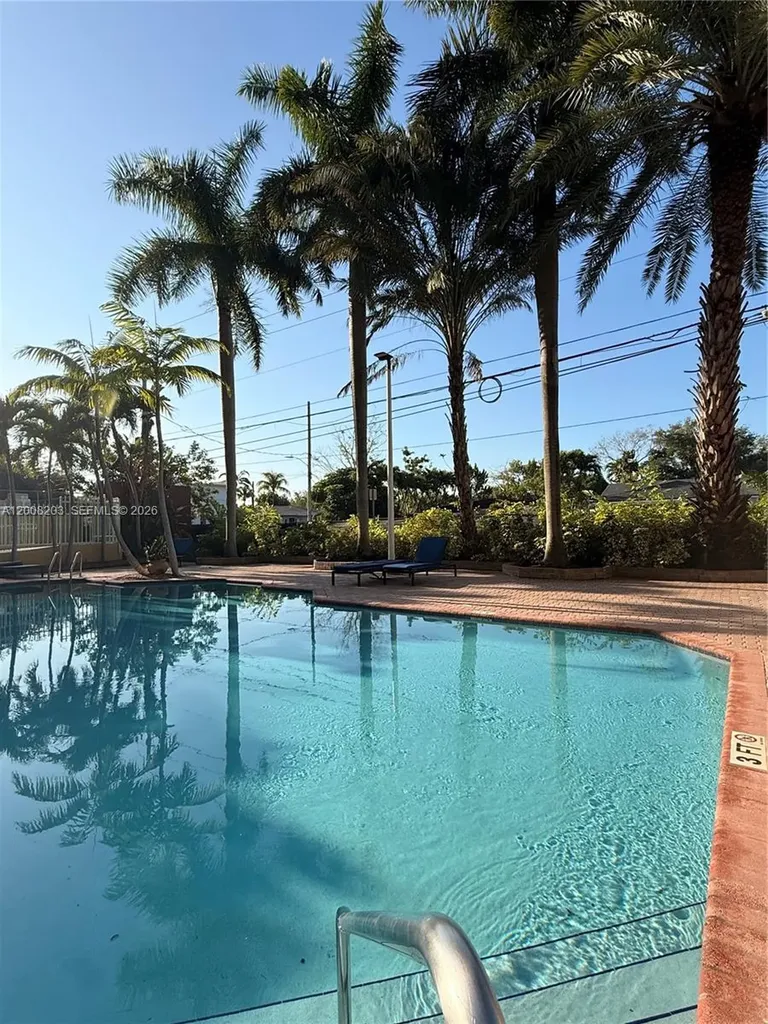 3500 Coral Way Miami FL 33145