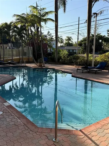3500 Coral Way Miami FL 33145