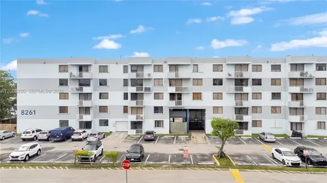 8261 NW 8th Street Miami FL 33126