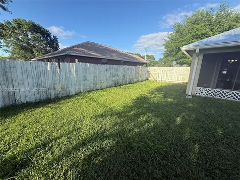 3262 SW Cohutta Street Port St. Lucie FL 34953