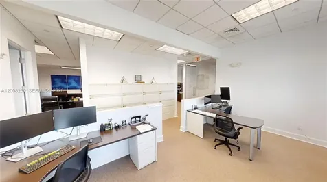 175 SW 7th Street Miami FL 33130