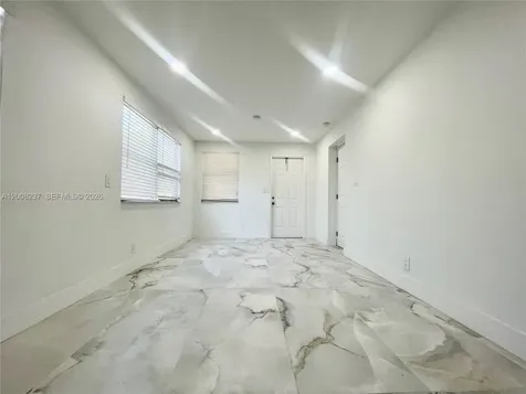 1649 NE 8th Avenue Fort Lauderdale FL 33305