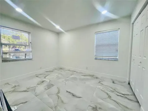 1649 NE 8th Avenue Fort Lauderdale FL 33305
