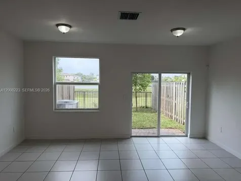 12436 NW 23rd Court Miami FL 33167