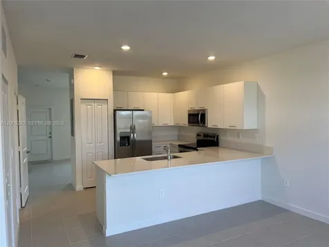 12436 NW 23rd Court Miami FL 33167