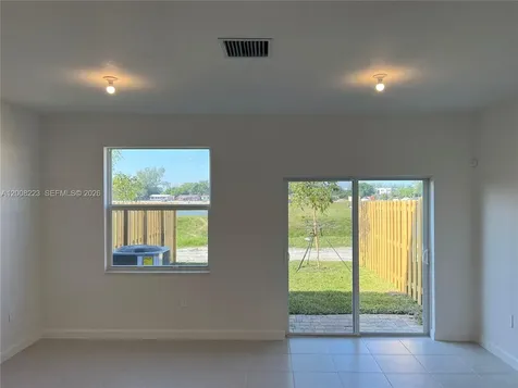 12436 NW 23rd Court Miami FL 33167