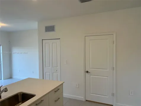 12436 NW 23rd Court Miami FL 33167