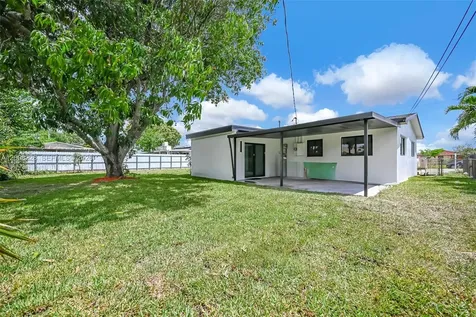 18530 NW 42nd Avenue Miami Gardens FL 33055