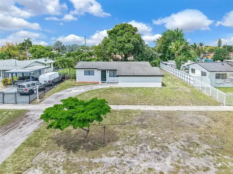 18530 NW 42nd Avenue Miami Gardens FL 33055