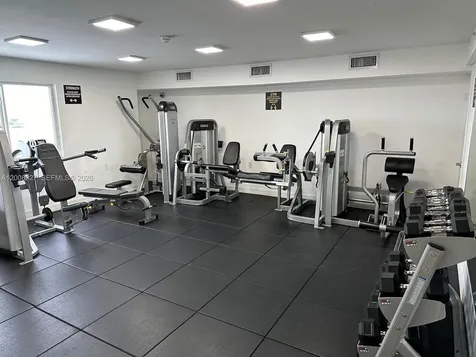 816 NW 11th Street Miami FL 33136