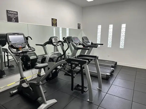 816 NW 11th Street Miami FL 33136