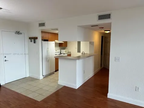 816 NW 11th Street Miami FL 33136