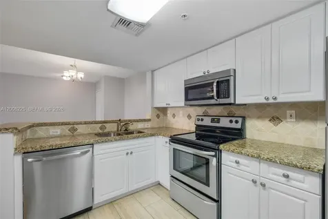 520 SE 5th Avenue Fort Lauderdale FL 33301