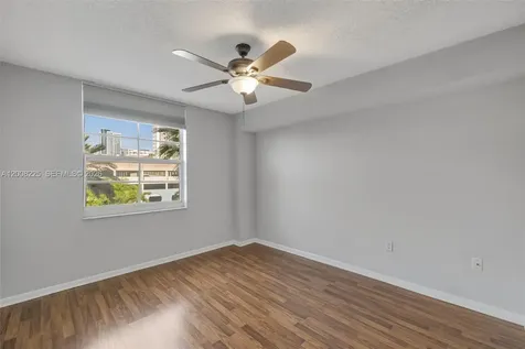 520 SE 5th Avenue Fort Lauderdale FL 33301