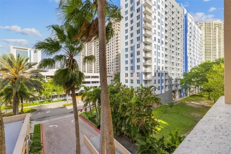 520 SE 5th Avenue Fort Lauderdale FL 33301