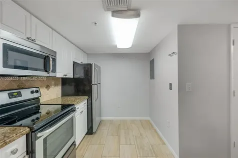 520 SE 5th Avenue Fort Lauderdale FL 33301