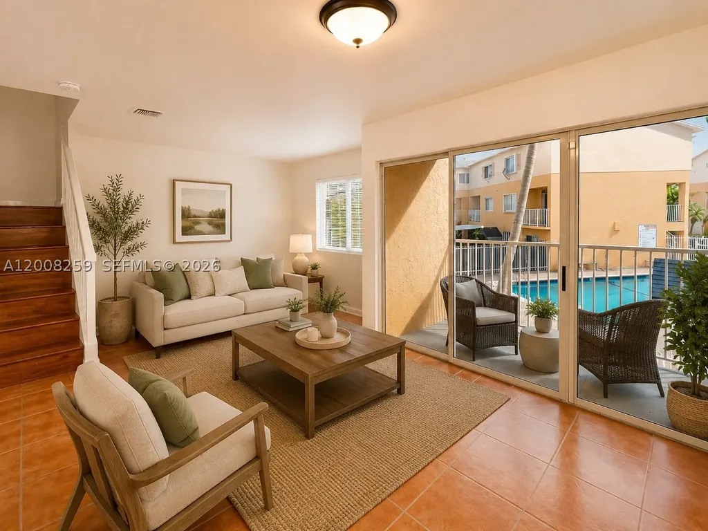 6235 SW Kendale Lakes Circle Miami FL 33183