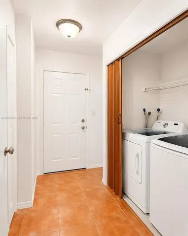 6235 SW Kendale Lakes Circle Miami FL 33183