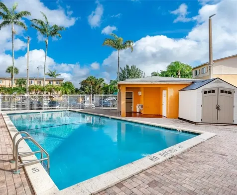 6235 SW Kendale Lakes Circle Miami FL 33183