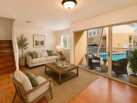 6235 SW Kendale Lakes Circle Miami FL 33183