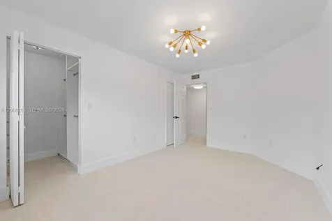 903 NE 199th Street Miami FL 33179
