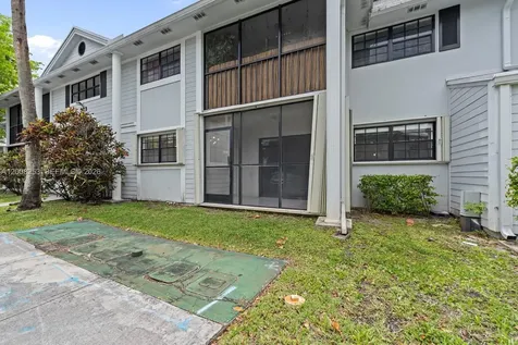 903 NE 199th Street Miami FL 33179