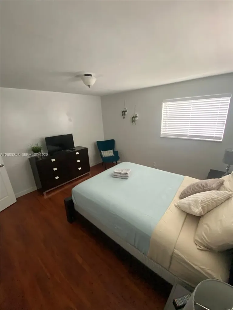 1740 NE 56th Street Fort Lauderdale FL 33334