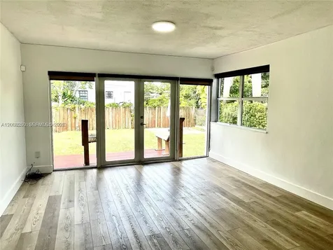 931 NE 81st Street Miami FL 33138