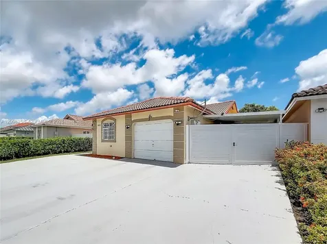 18153 SW 143rd Place Miami FL 33177