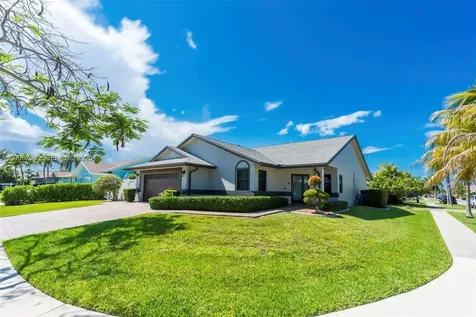 235 SE 9th Street Dania Beach FL 33004