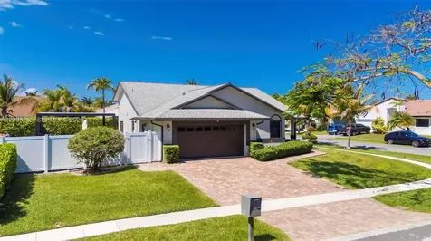 235 SE 9th Street Dania Beach FL 33004