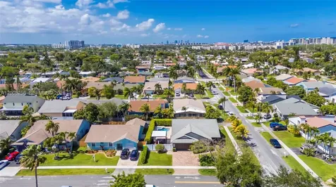 235 SE 9th Street Dania Beach FL 33004