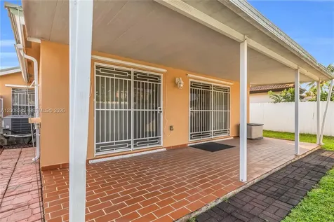 1013 NW 132nd Avenue West Miami FL 33182