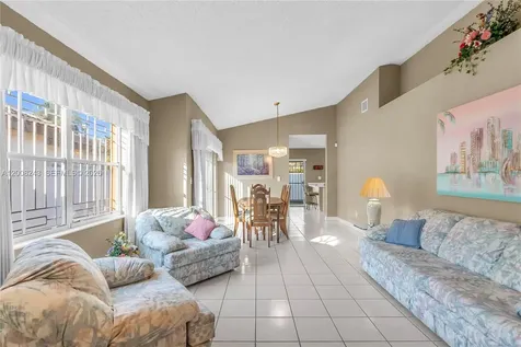 1013 NW 132nd Avenue West Miami FL 33182