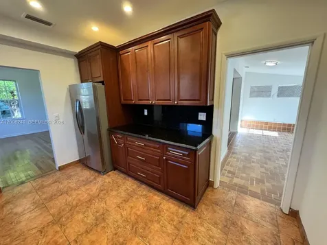 4582 Royal Palm Avenue Miami Beach FL 33140