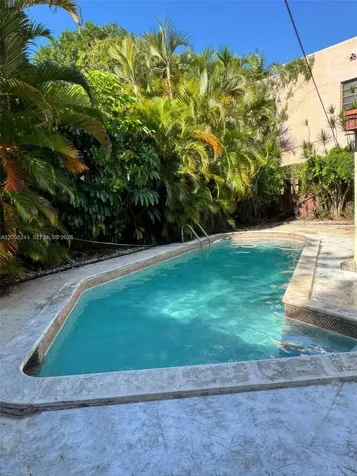 4582 Royal Palm Avenue Miami Beach FL 33140