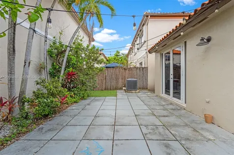 14435 NW 83rd Place Miami Lakes FL 33016