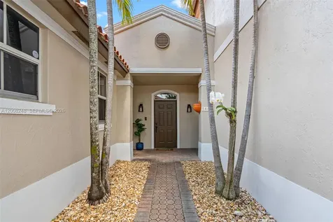 14435 NW 83rd Place Miami Lakes FL 33016