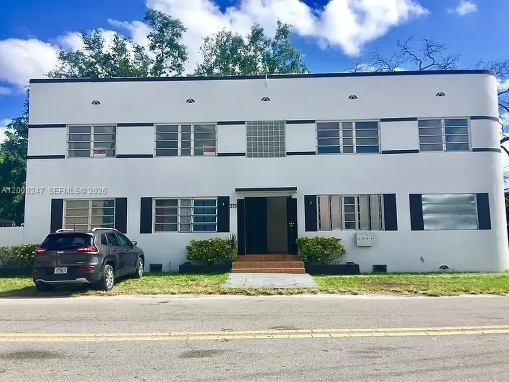 375 SW 19th Avenue Miami FL 33135