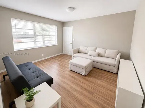 375 SW 19th Avenue Miami FL 33135