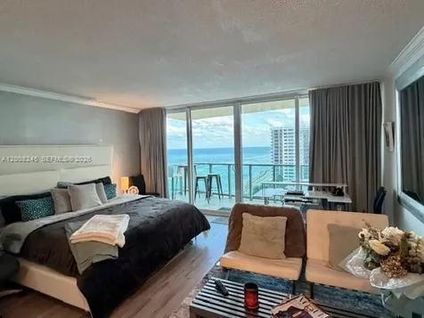 2501 S Ocean Drive Hollywood FL 33019