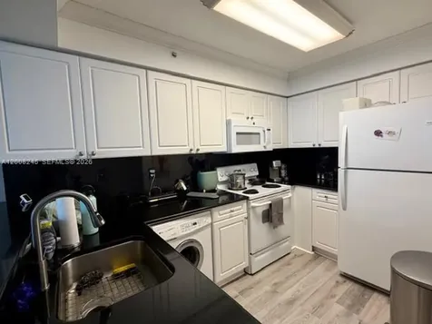 2501 S Ocean Drive Hollywood FL 33019