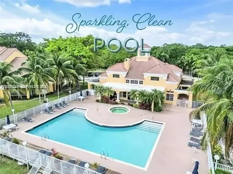 2420 NW 33rd Street Oakland Park FL 33309
